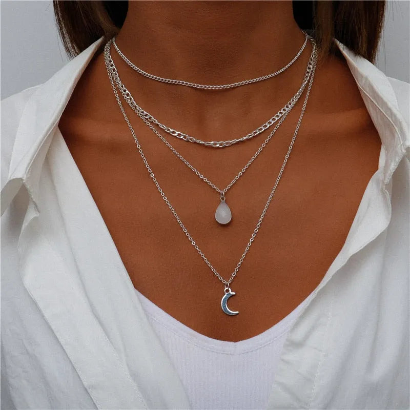 ENCHANTING MULTI-PENDANT LAYERED NECKLACE